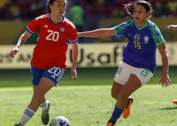 Por que o futebol feminino ainda recebe menos atenção no Brasil?