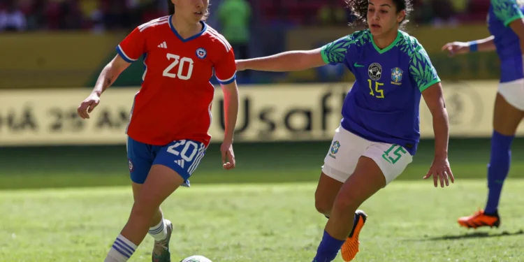 Por que o futebol feminino ainda recebe menos atenção no Brasil?