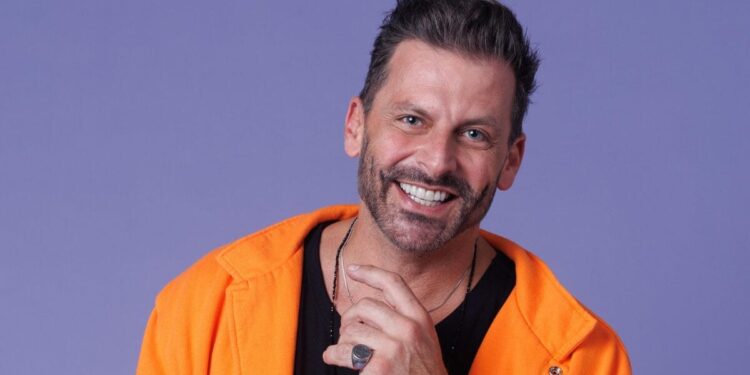 Calor + cansaço + pouca água: o combo que pode ter causado o susto de Henri Castelli no BBB