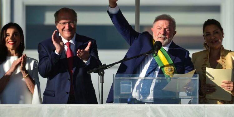 Genial/Quaest: Lula segue na frente, mas vantagem diminui