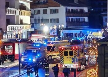 TRAGÉDIA MUNDIAL: Explosão em estação de esqui na Suíça deixa cerca de 40 mortos no Ano Novo