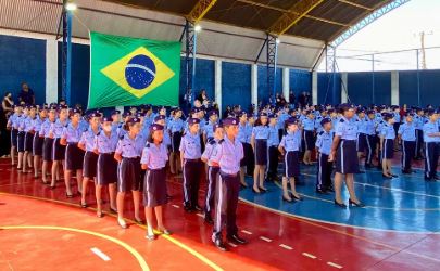 NOVO CICLO: 100 Escolas Cívico-Militares iniciam ano letivo na rede estadual de São Paulo