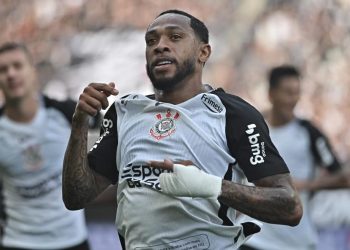 Do protagonismo ao adeus conturbado: a polêmica completa de José Martínez no Corinthians