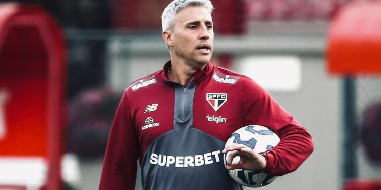 São Paulo demite Crespo e encerra segunda passagem do argentino pelo clube
