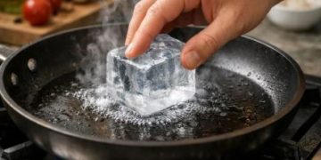 TRUQUE DE CHEF: Por que passar um cubo de gelo na frigideira antes de grelhar legumes?