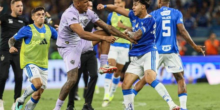 Quando o clássico vira pancadaria: o espetáculo que o futebol não precisa