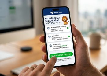 ADEUS AO LEÃO? Fazenda quer fim da declaração de IR e modelo de "apenas um clique" para trabalhadores.