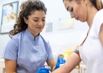 CIÊNCIA BRASILEIRA: Exame de sangue inovador detecta câncer de mama com 95% de precisão