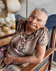 A RAINHA DE SÃO PEDRO: Aos 115 anos, Dona Maria da Paz celebra a vida e vira alvo de estudo da USP