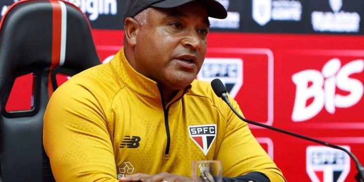 Santos reage no fim, busca empate contra o Mirassol e evita derrota no Brasileirão