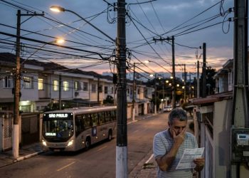 MORDIDA NA LUZ: JUSTIÇA COBRA EXPLICAÇÕES SOBRE LEILÃO BILIONÁRIO