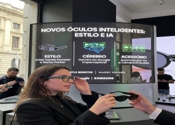 BIG TECHS LANÇAM ÓCULOS COM IA QUE SEGUEM SEUS PASSOS.