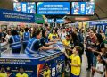 METRÔ DE SP DISTRIBUI ÁLBUNS E FIGURINHAS DA COPA GRATUITAMENTE.
