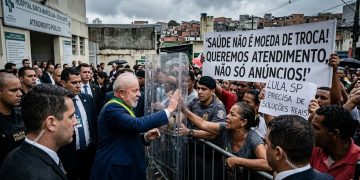 OFENSIVA NA PERIFERIA: LULA CORRE EM SP PARA EVITAR DESASTRE.