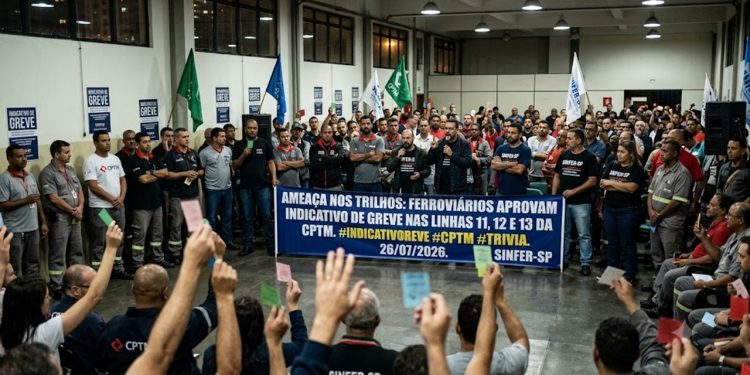 AMEAÇA NOS TRILHOS: FERROVIÁRIOS APROVAM INDICATIVO DE GREVE NAS LINHAS 11, 12 E 13 DA CPTM
