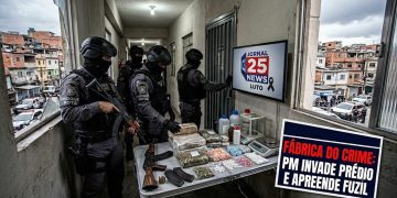 FÁBRICA DO CRIME: PM invade prédio e apreende fuzil
