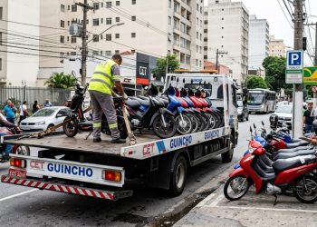 LIMPA NAS RUAS: MAIS DE 2.300 CICLOMOTORES SÃO GUINCHADOS EM SP