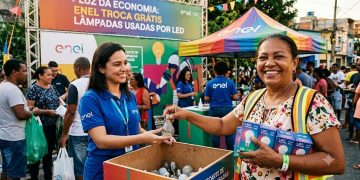 LUZ DA ECONOMIA: ENEL TROCA GRÁTIS LÂMPADAS USADAS POR LED