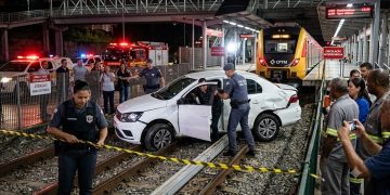 PÂNICO NOS TRILHOS: MOTORISTA EMBRIAGADO TRAVA LINHA 7-RUBI