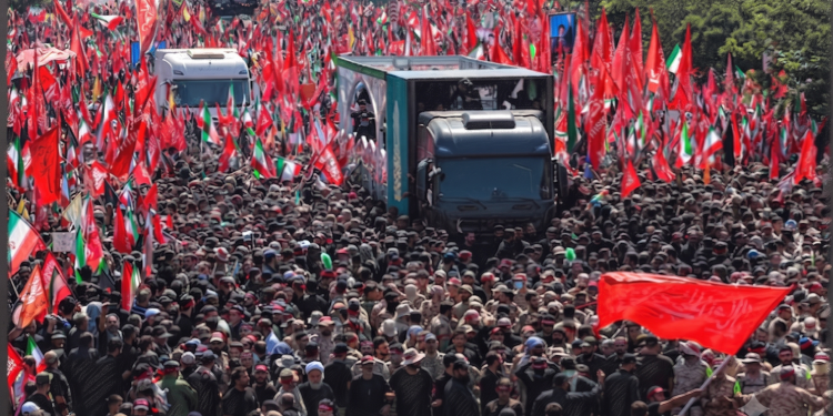 FUNERAL DE KHAMENEI VIRA DEMONSTRAÇÃO DE FORÇA E PROJETA NOVA DISPUTA NO ORIENTE MÉDIO