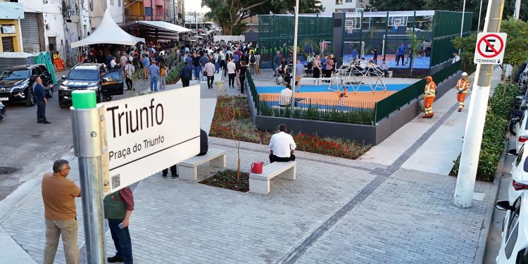 Prefeitura de SP entrega Praça do Triunfo e marca fim de 30 anos de Cracolândia
