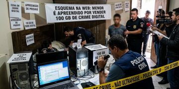 ESQUEMA NA WEB: MENOR É APREENDIDO POR VENDER 100 GB DE CRIME DIGITAL