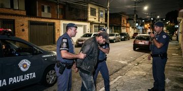 MURALHA PAULISTA CAPTURA COVARDE PROCURADO POR TENTATIVA DE FEMINICÍDIO EM SP