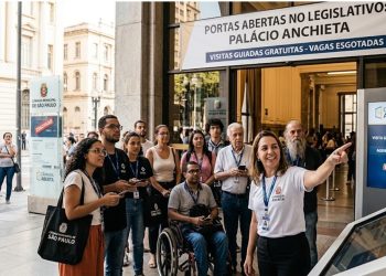 PORTAS ABERTAS NO LEGISLATIVO: PALÁCIO ANCHIETA ESGOTA VISITAS GUIADAS