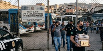 BRAÇO POLÍTICO: APÓS 23 ANOS, CERCO AO PCC NOS ÔNIBUS CHEGA AO PODER