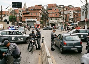 CERCO TOTAL: PM TRAVA O CRIME EM PARAISÓPOLIS