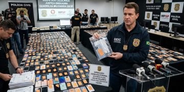 GOLPE DOS CELULARES: JUSTIÇA ENQUADRA QUADRILHA MILIONÁRIA EM SP