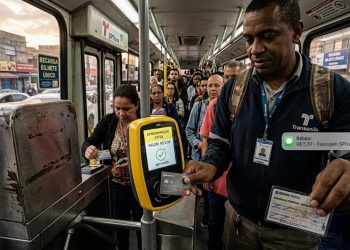 CATRACA DIGITAL: APROXIMAÇÃO CRESCE NOS ÔNIBUS, MAS PUNE BOLSO