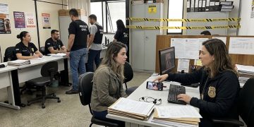 CRIME NA ACADEMIA: HOMEM É FILMADO SE MASTURBANDO