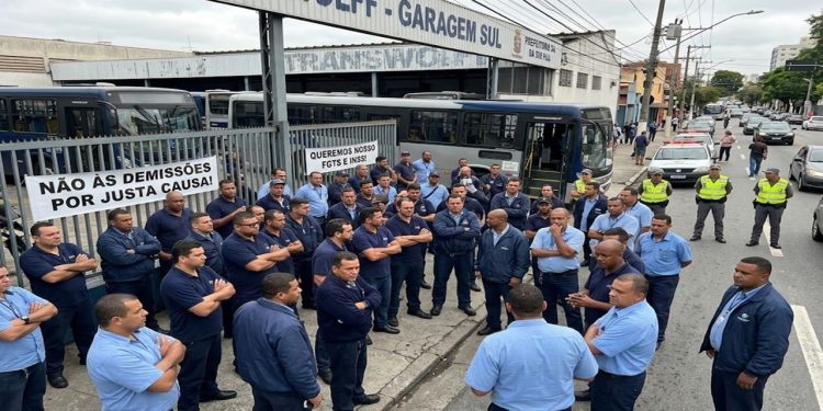 CRISE NO TRANSPORTE: DEMISSÕES AMEAÇAM NOVA PARALISAÇÃO NA CAPITAL