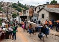 DESPEJO NA PERIFERIA: PREFEITURA RETIRA FAMÍLIAS DO APURÁ