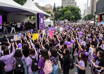 FEBRE K-POP: SP GANHA ATRAÇÕES GRATUITAS DO BTS