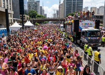 GIGANTE NA RUA: SP TERÁ RECORDE DE 741 BLOCOS EM 2027