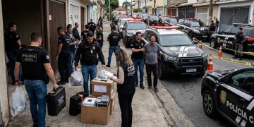 HALTERES DO CRIME: POLÍCIA MIRA DESVIO DE REMÉDIOS NO SUS