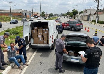 REFÉM NO PORTA-MALAS: POLÍCIA PRENDE TRIO E RECUPERA CARGA EM GUARULHOS
