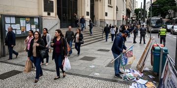 RUÍNA DO PÚLPITO: IGREJAS PERDEM FORÇA POLÍTICA NAS URNAS DE SP