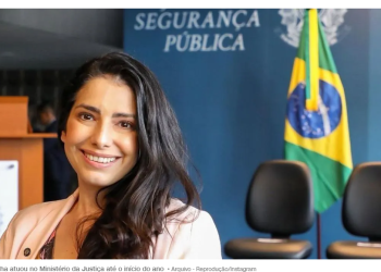 Ministra que proibiu púlpito vazio de Lula no debate trabalhou no governo federal